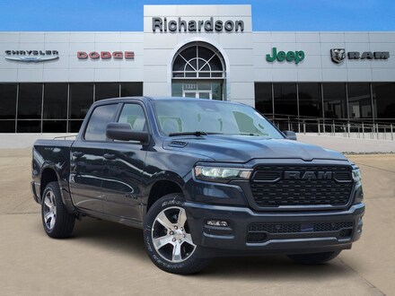 2026 Ram 1500 EXPRESS CREW CAB 4X2 5'7 BOX Pickup
