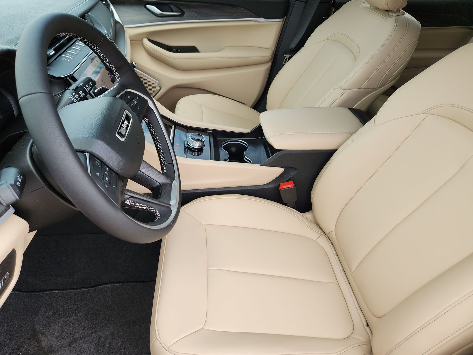 New 2026 Steel Blue Jeep L LIMITED 4X2 image 21