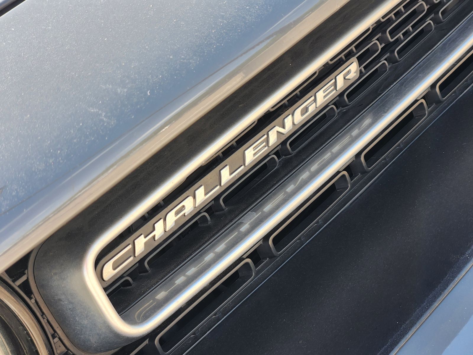 Used 2019 Destroyer Gray Clearcoat Dodge SXT image 11