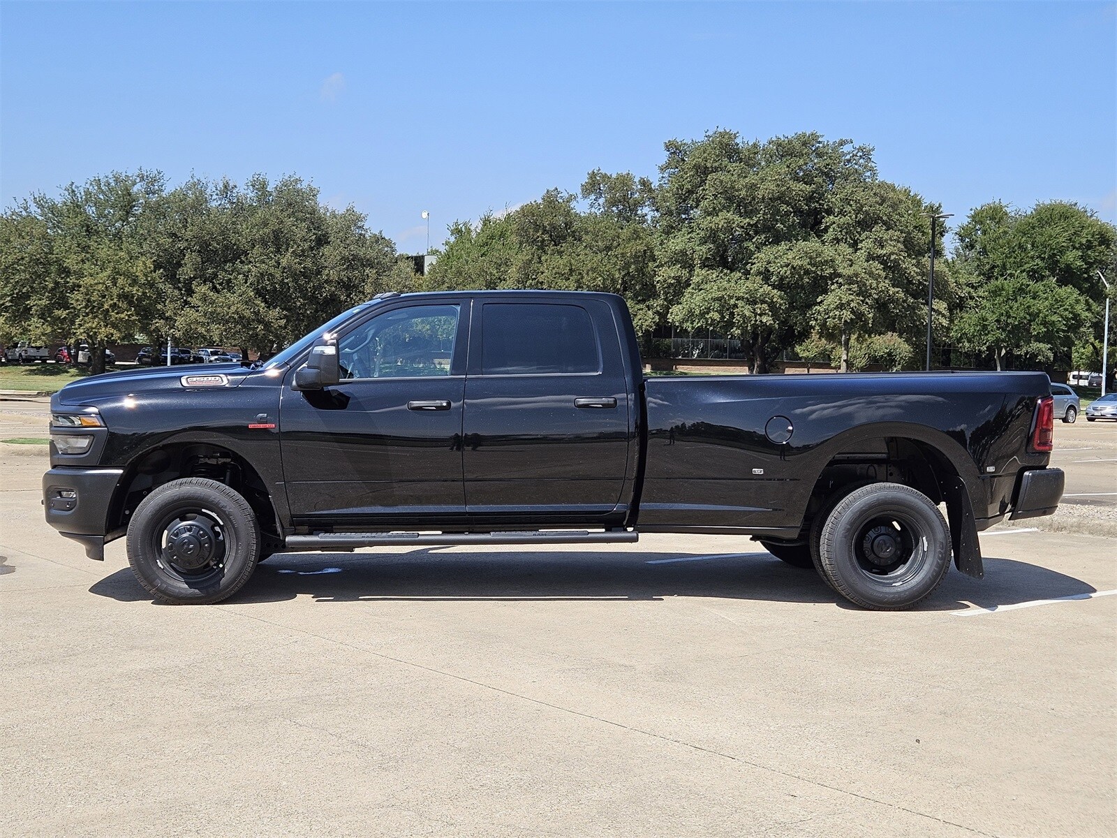 2026 Ram 3500 Tradesman photo 2