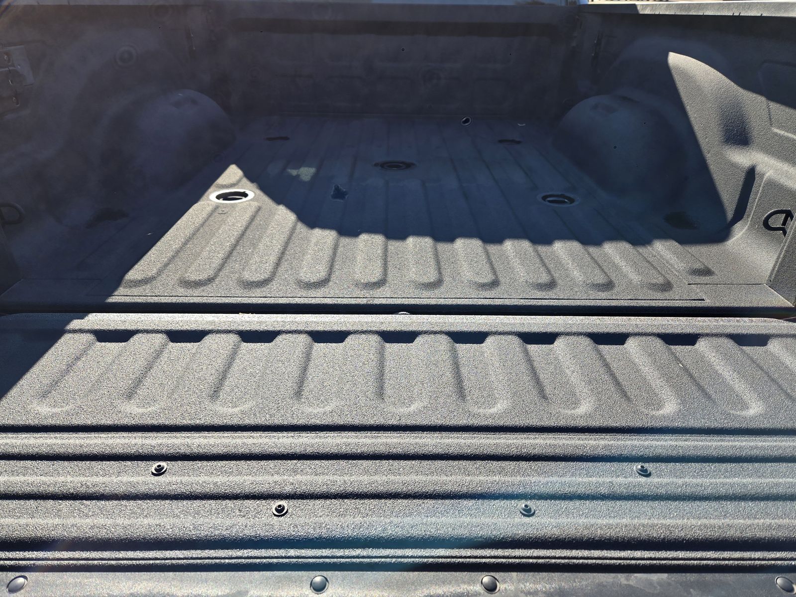 New 2025 Diamond Black Crystal Pearlcoat Ram BIG HORN CREW CAB 4X2 6