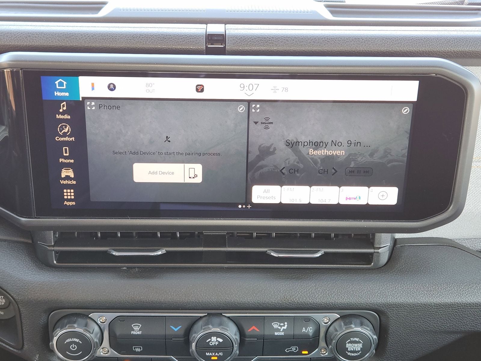 New 2026 Hydro Blue Pearlcoat Jeep 4-DOOR SPORT image 24