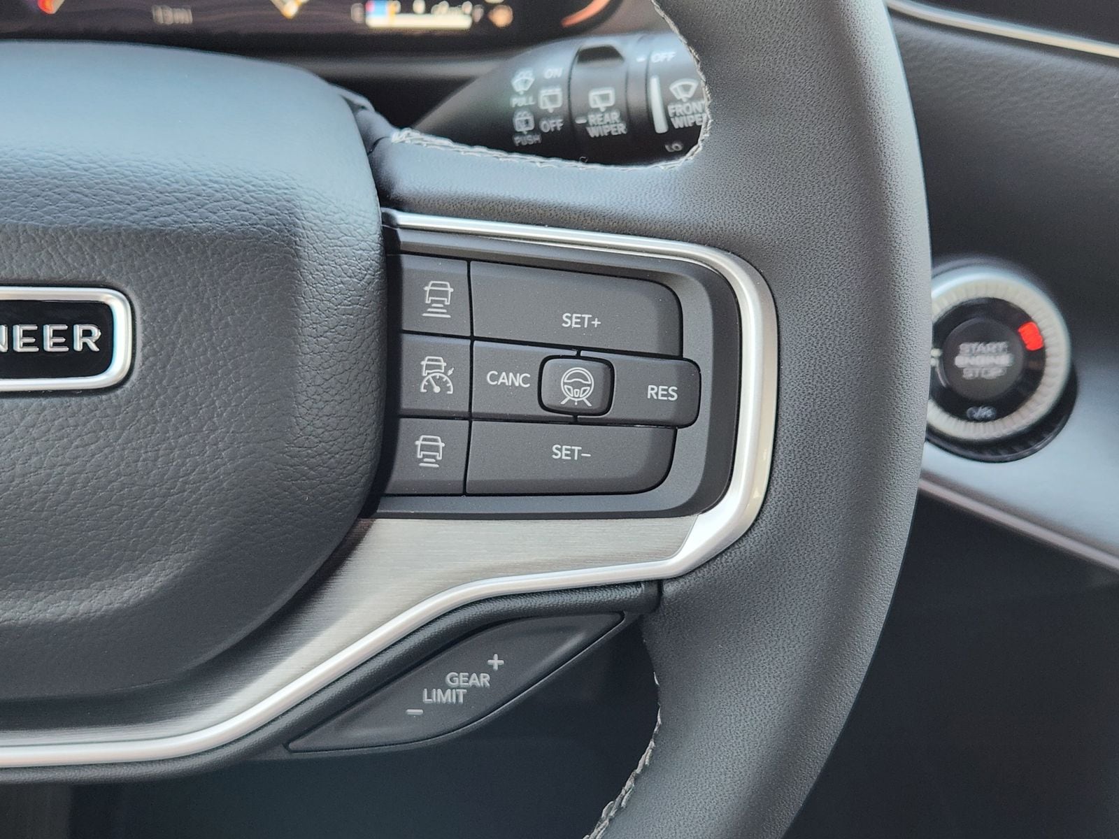 New 2026 Baltic Gray Jeep LIMITED ALTITUDE 4X4 image 37