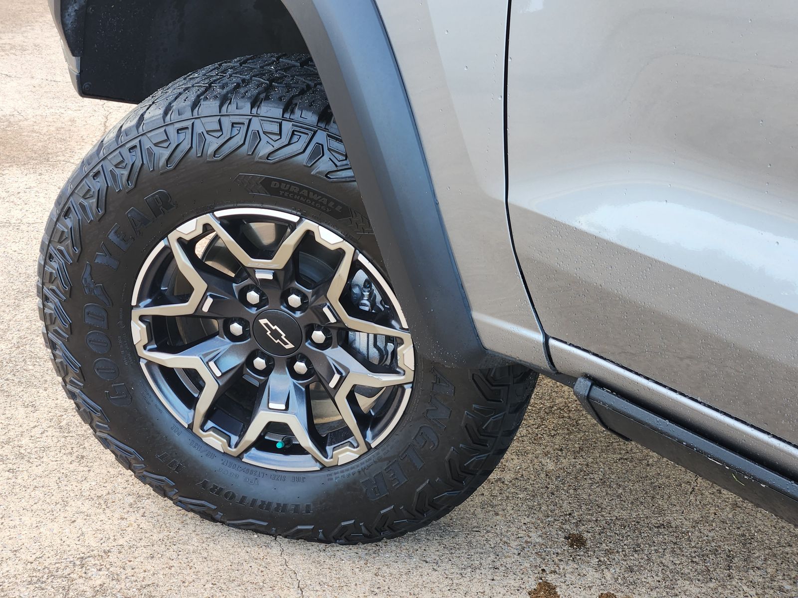 Used 2023 Sterling Gray Chevrolet ZR2 image 17