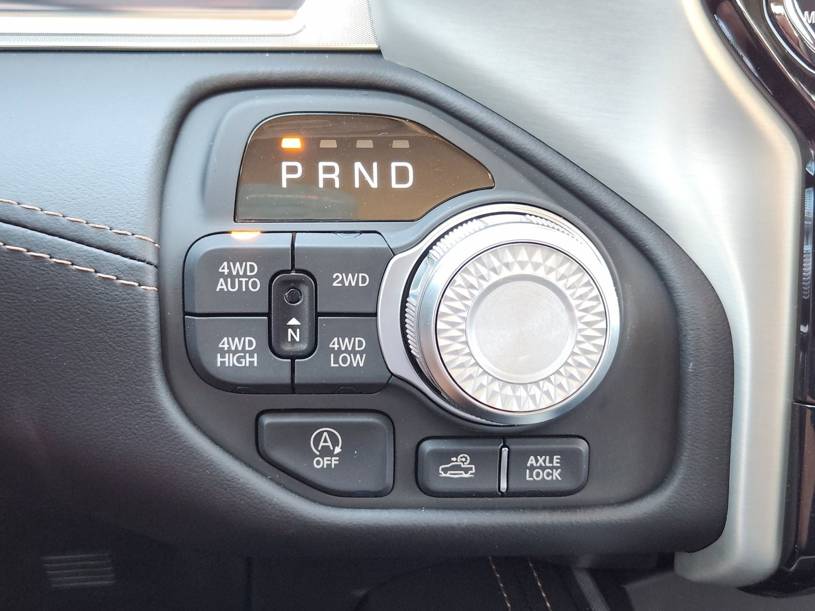 New 2026 Ivory White Tri-Coat Pearlcoat Ram TUNGSTEN CREW CAB 4X4 image 32