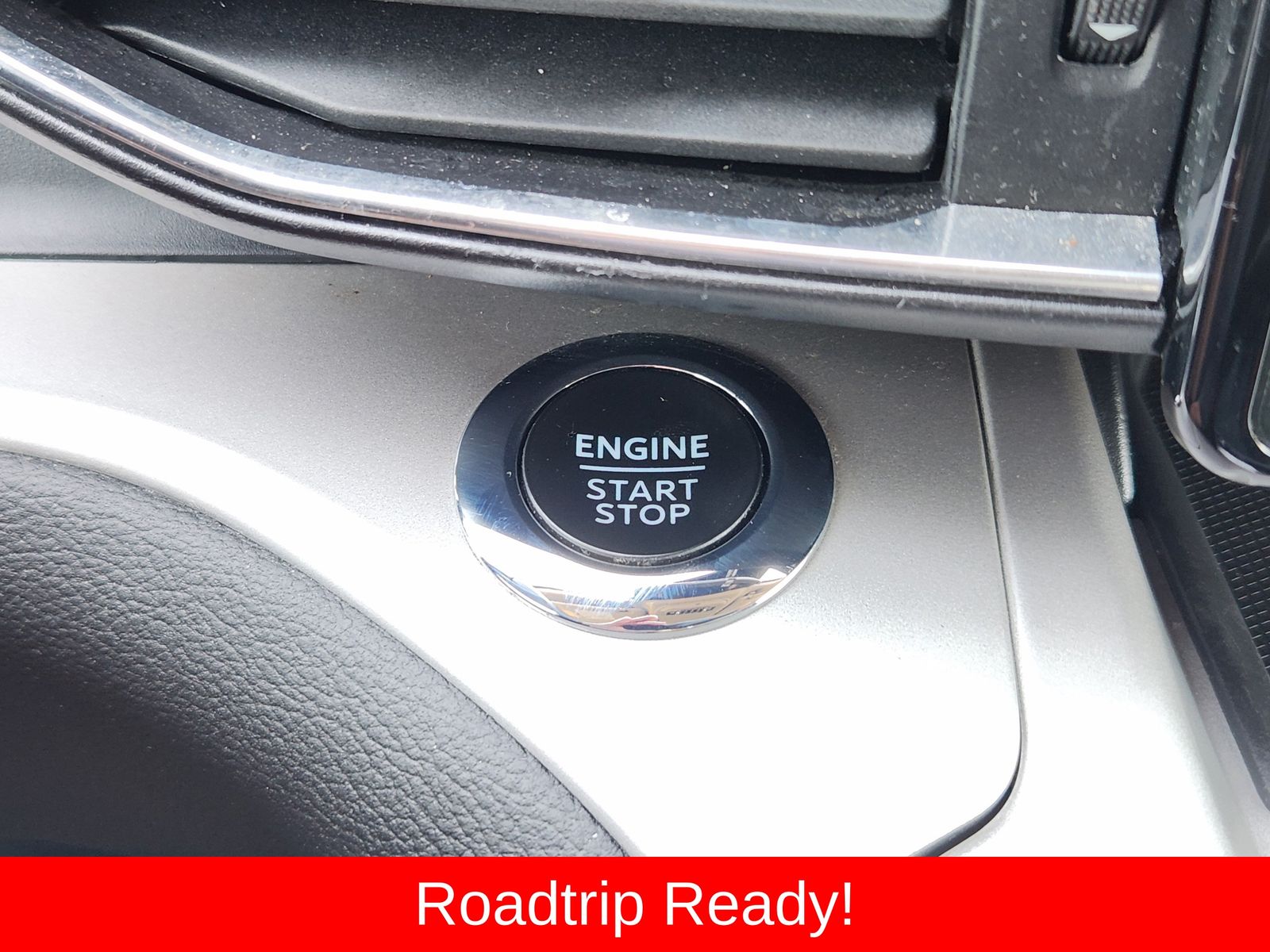 Used 2024 Black Metallic Ford XLT image 30