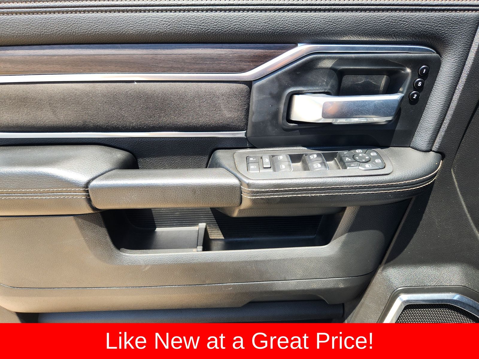 Used 2026 Ceramic Gray Clearcoat Ram Laramie image 33