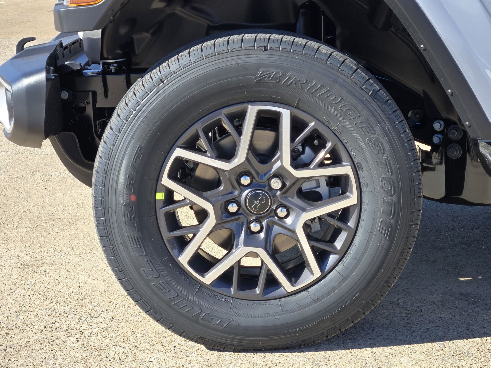 New 2026 Bright White Jeep 4-DOOR SAHARA image 10