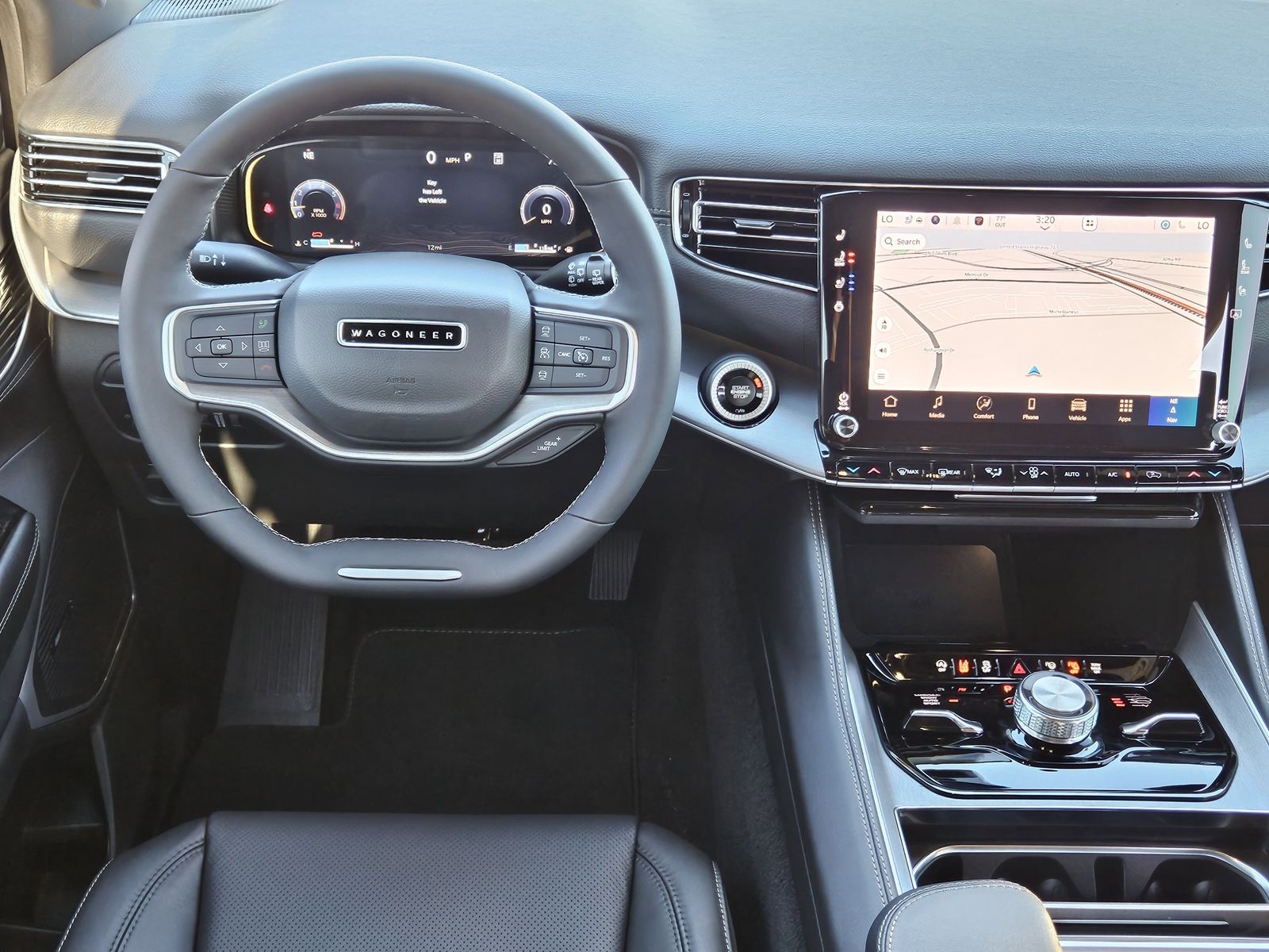 New 2025 Baltic Gray Jeep LIMITED 4X4 image 28