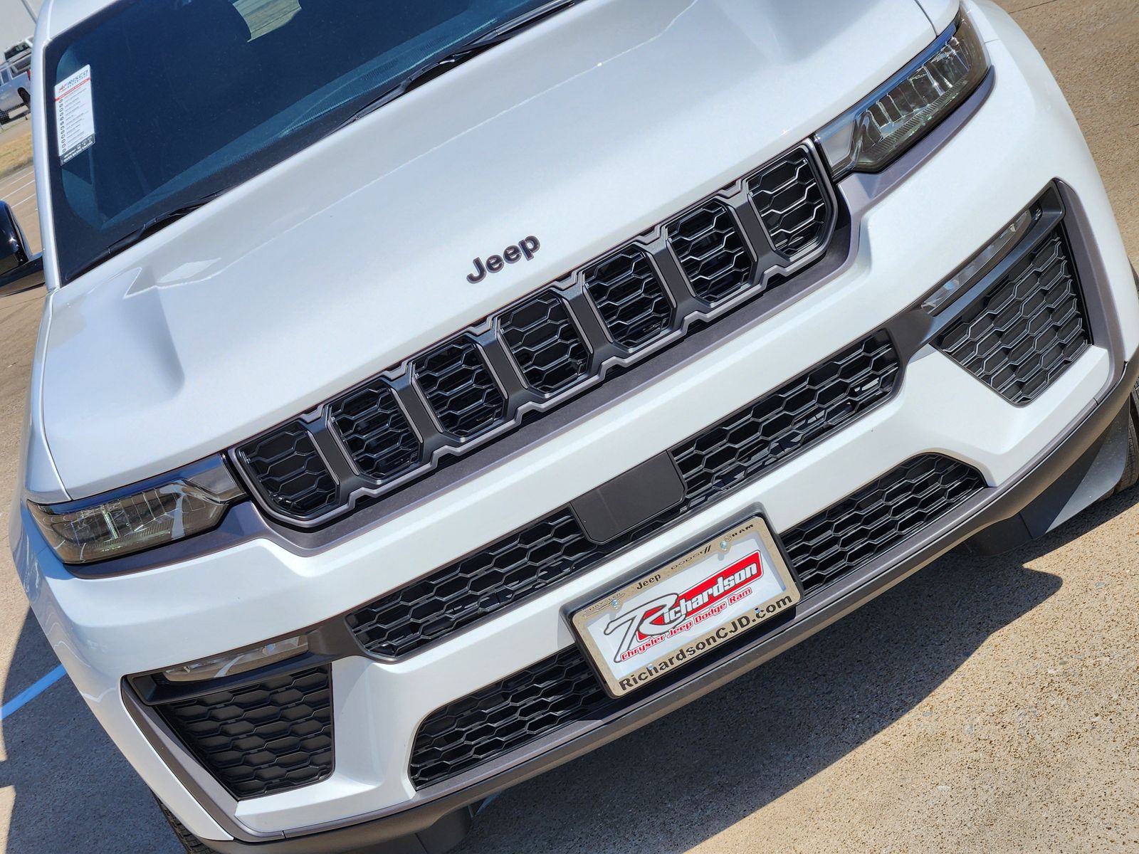 New 2026 Bright White Jeep LIMITED 4X4 image 14
