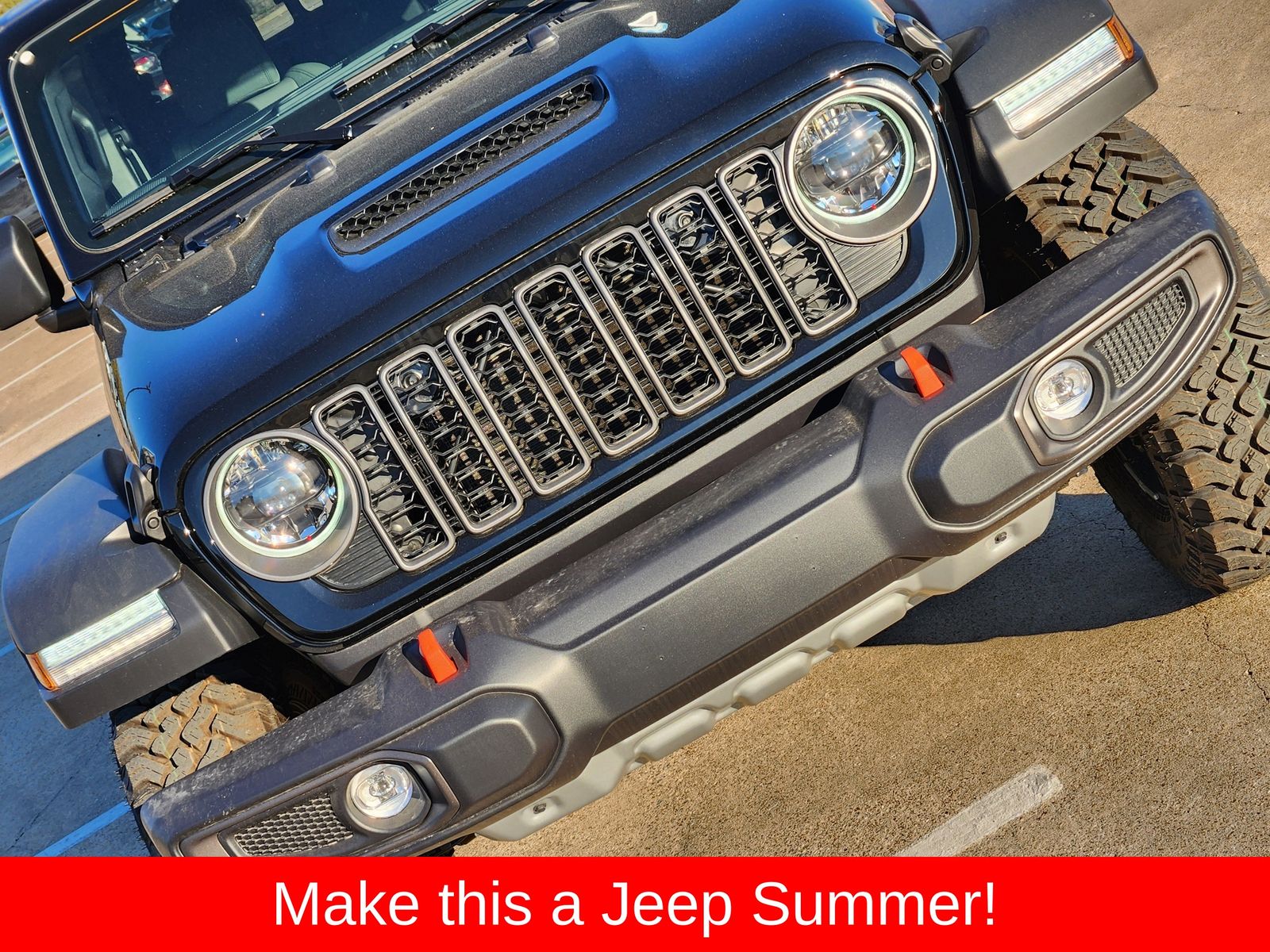 New 2026 Black Jeep MOJAVE 4X4 image 14