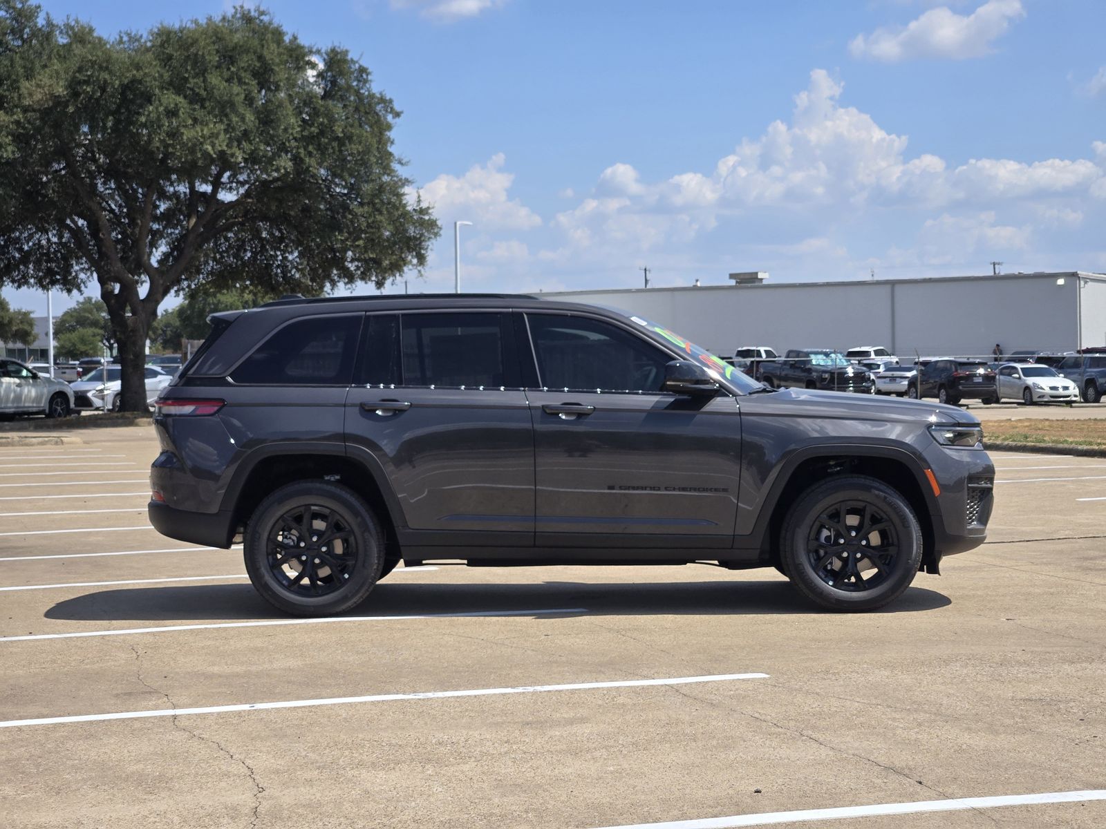 New 2026 Baltic Gray Jeep LAREDO ALTITUDE 4X2 image 3
