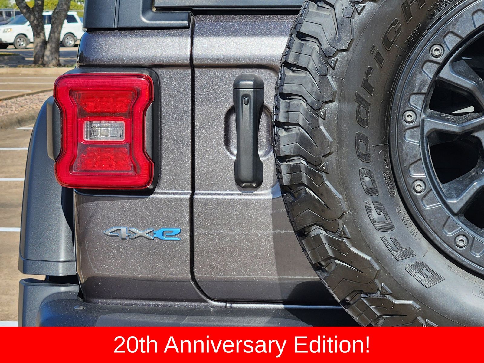 Certified Used 2023 Granite Crystal Jeep Rubicon image 15