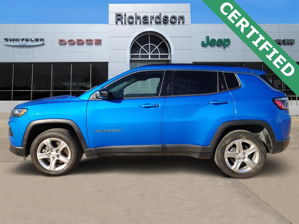 Used 2023 Jeep Compass Latitude SUV