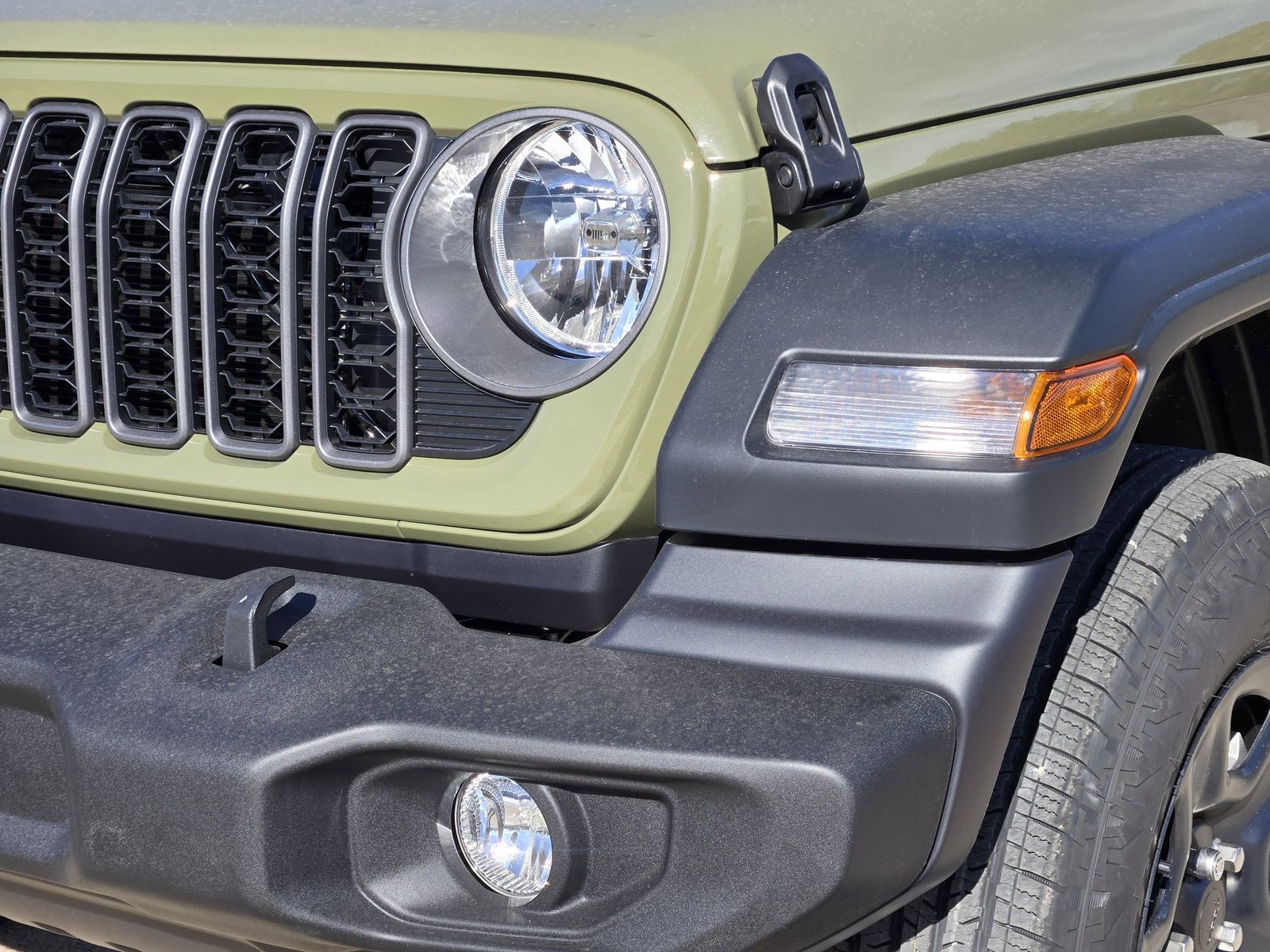 New 2026 41 Jeep 2-DOOR SPORT image 8