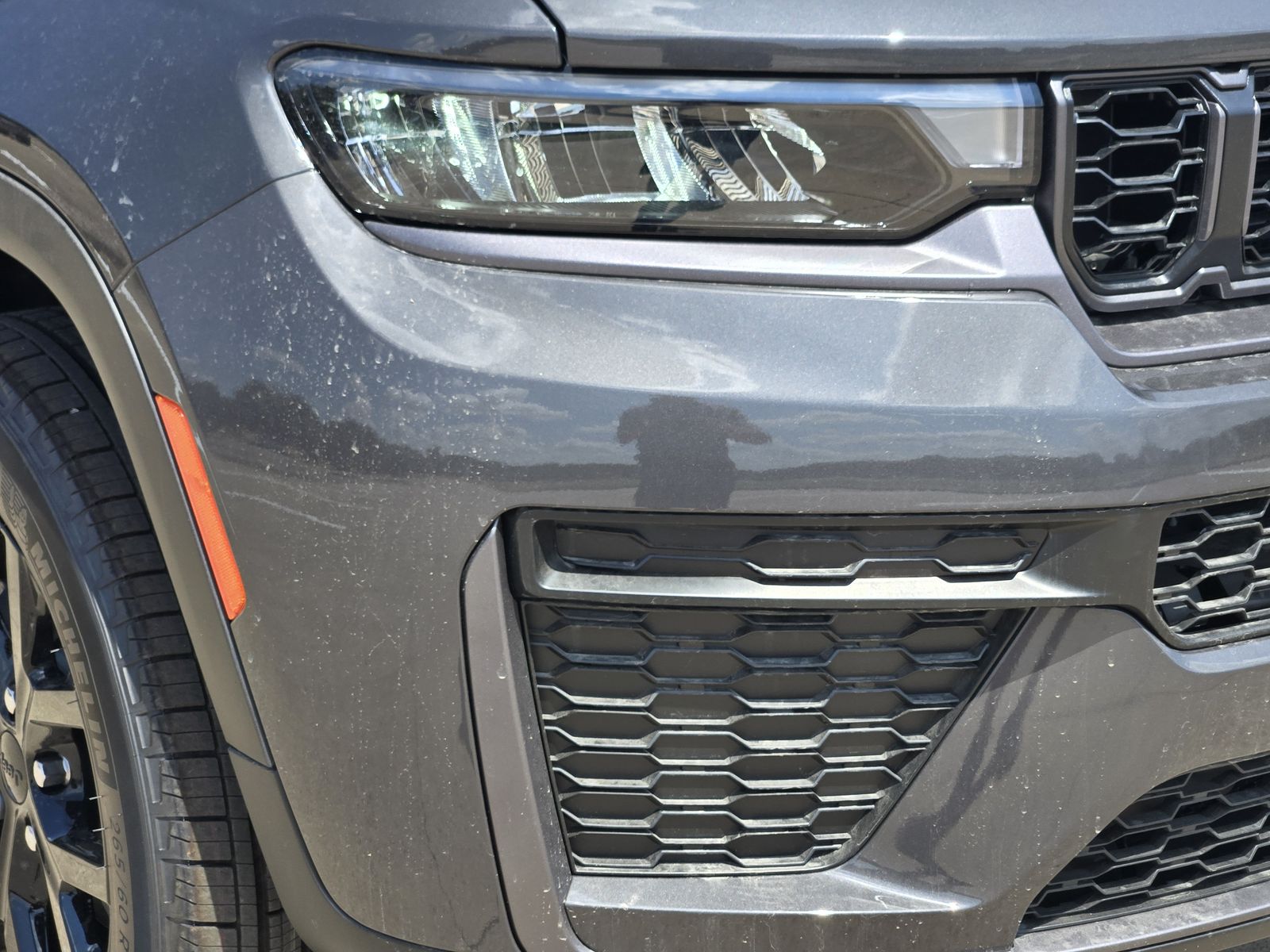 New 2026 Baltic Gray Jeep LAREDO ALTITUDE 4X2 image 9