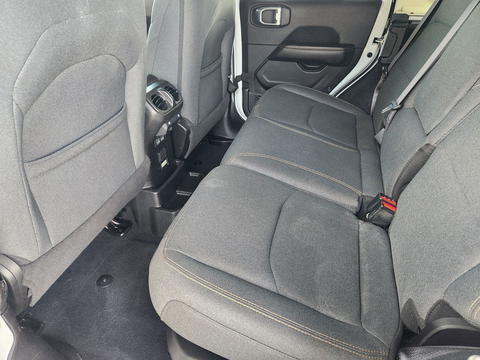 Used 2024 Bright White Clearcoat Jeep Sahara image 41
