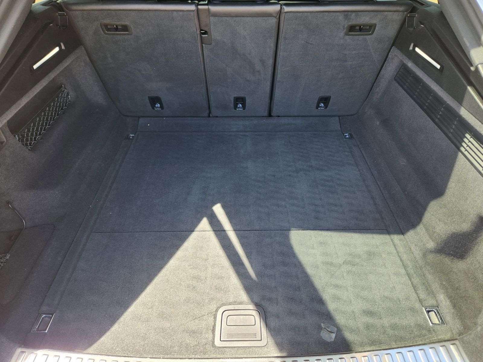 Used 2023 Glacier White Audi 4.0T image 44