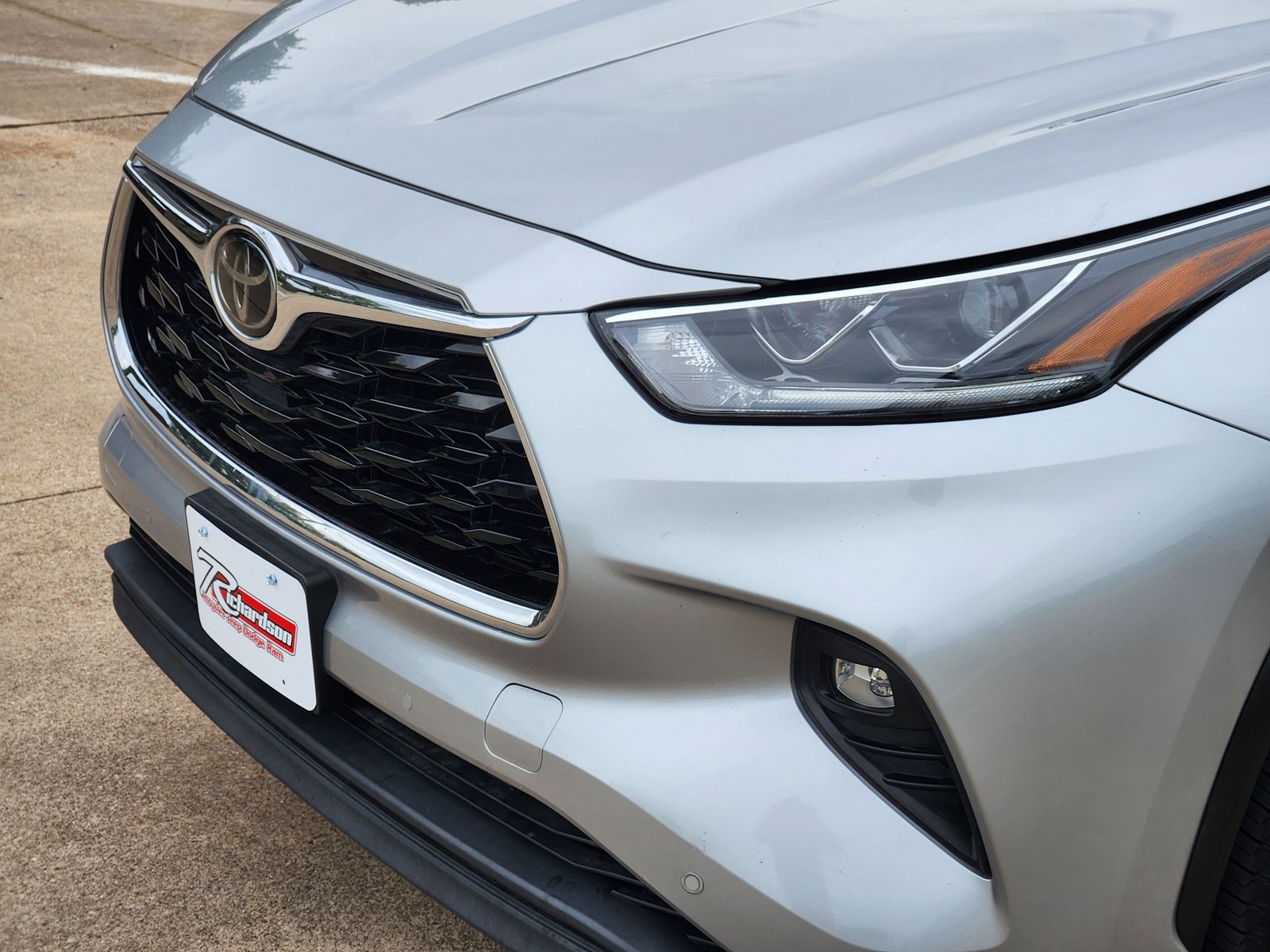 Used 2020 Celestial Silver Toyota Limited image 11