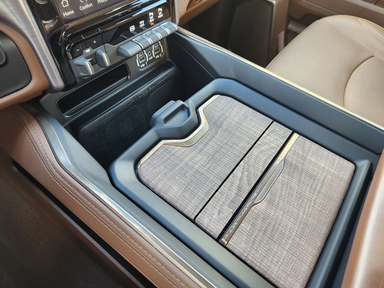 Used 2022 Diamond Black Crystal Pearlcoat Ram Longhorn image 31