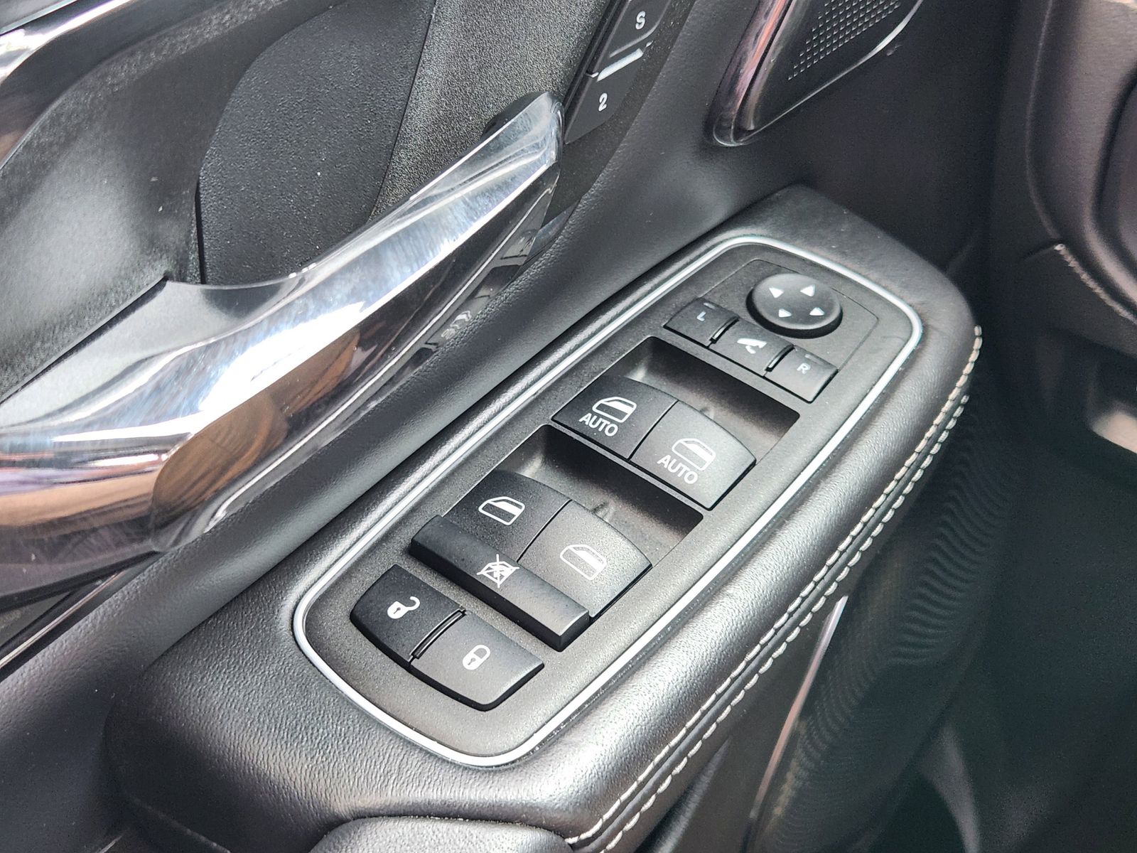 Used 2023 Granite Crystal Ram Limited image 32