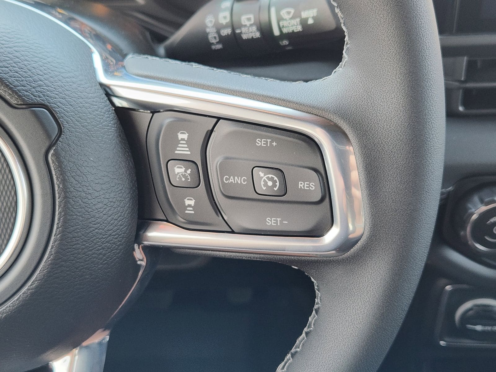 New 2026 Firecracker Red Jeep 4-DOOR SAHARA image 39