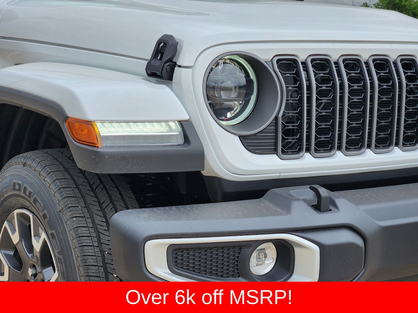 New 2026 Bright White Jeep SAHARA 4X4 image 9
