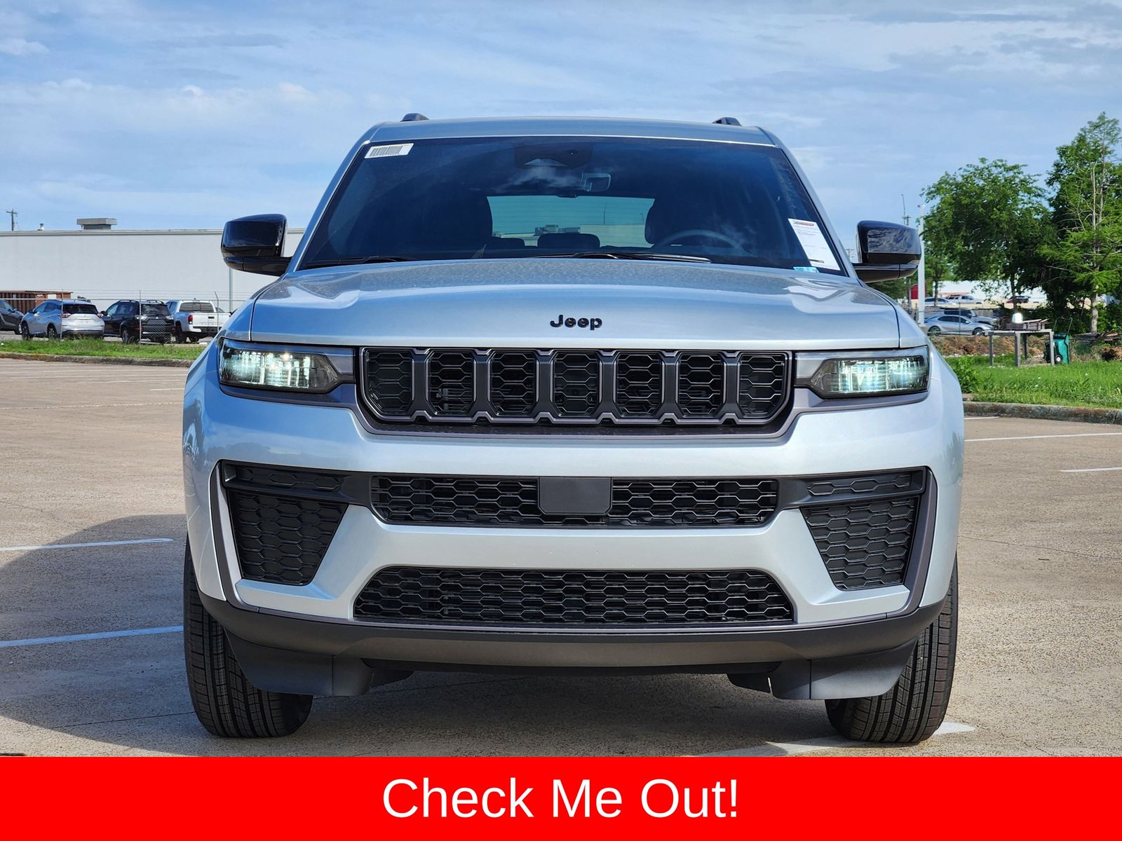 New 2026 Silver Zynith Jeep L LAREDO ALTITUDE 4X2 image 7