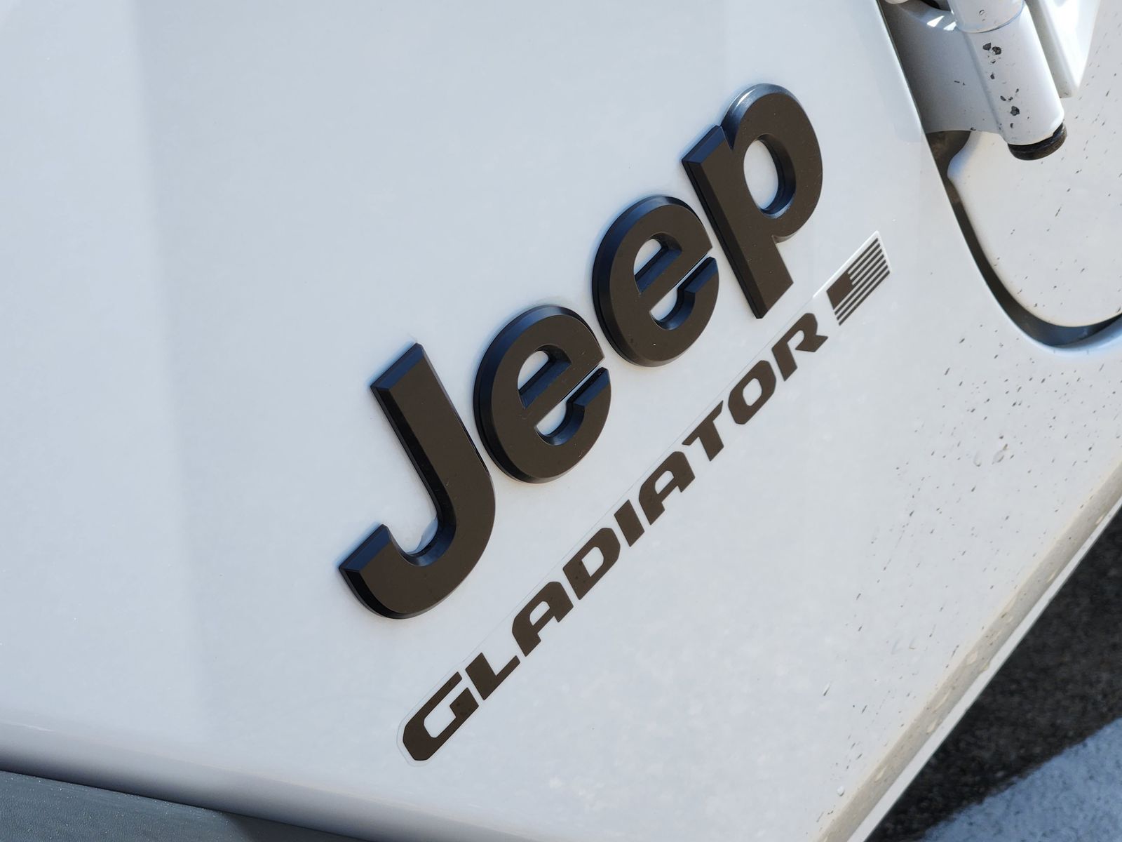 Used 2025 Bright White Jeep Sport image 19