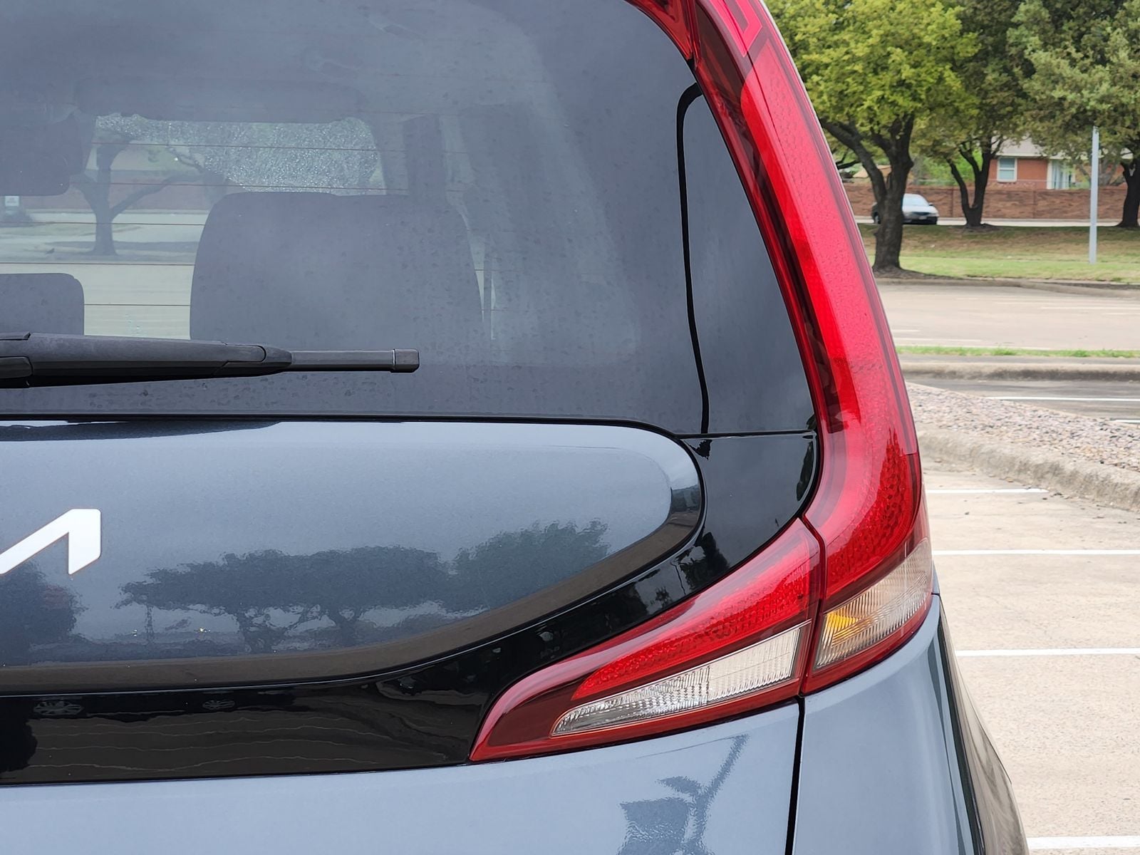 Used 2022 Gravity Gray Kia LX image 16