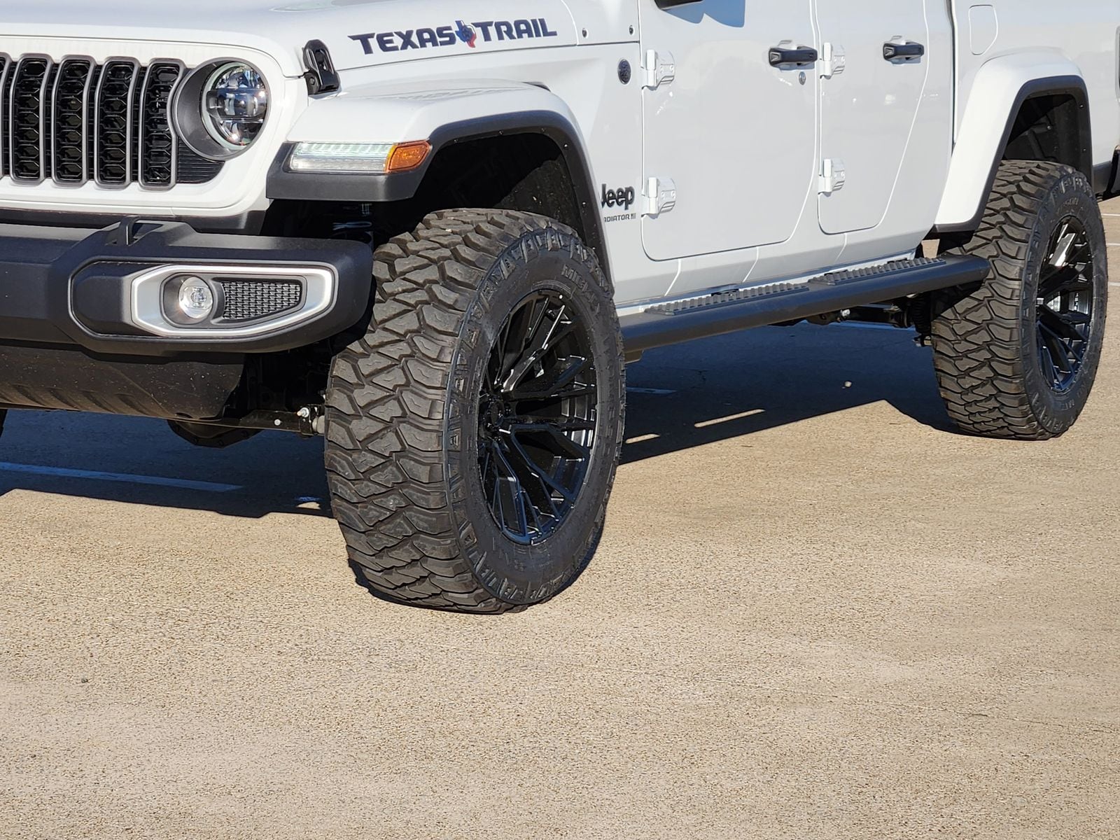New 2026 Bright White Jeep TEXAS TRAIL 4X4 image 12