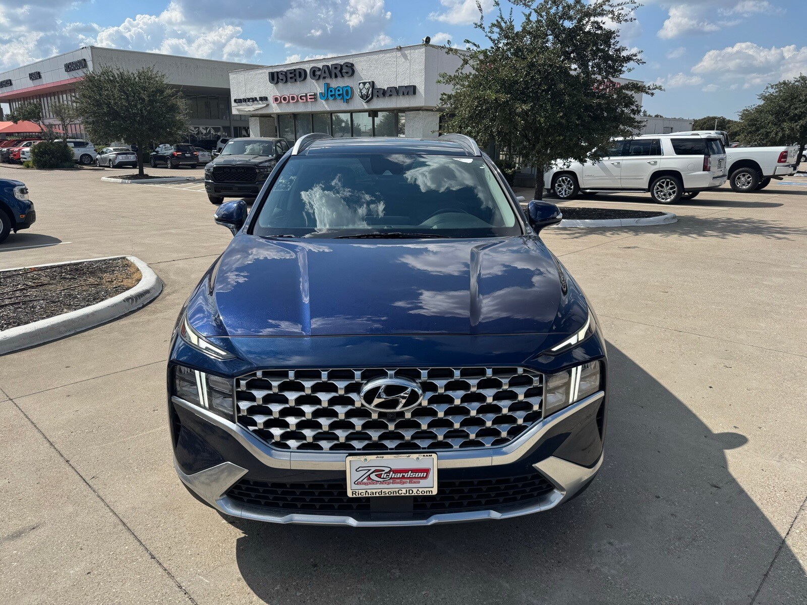 2023 Hyundai Santa Fe SEL Premium photo 3
