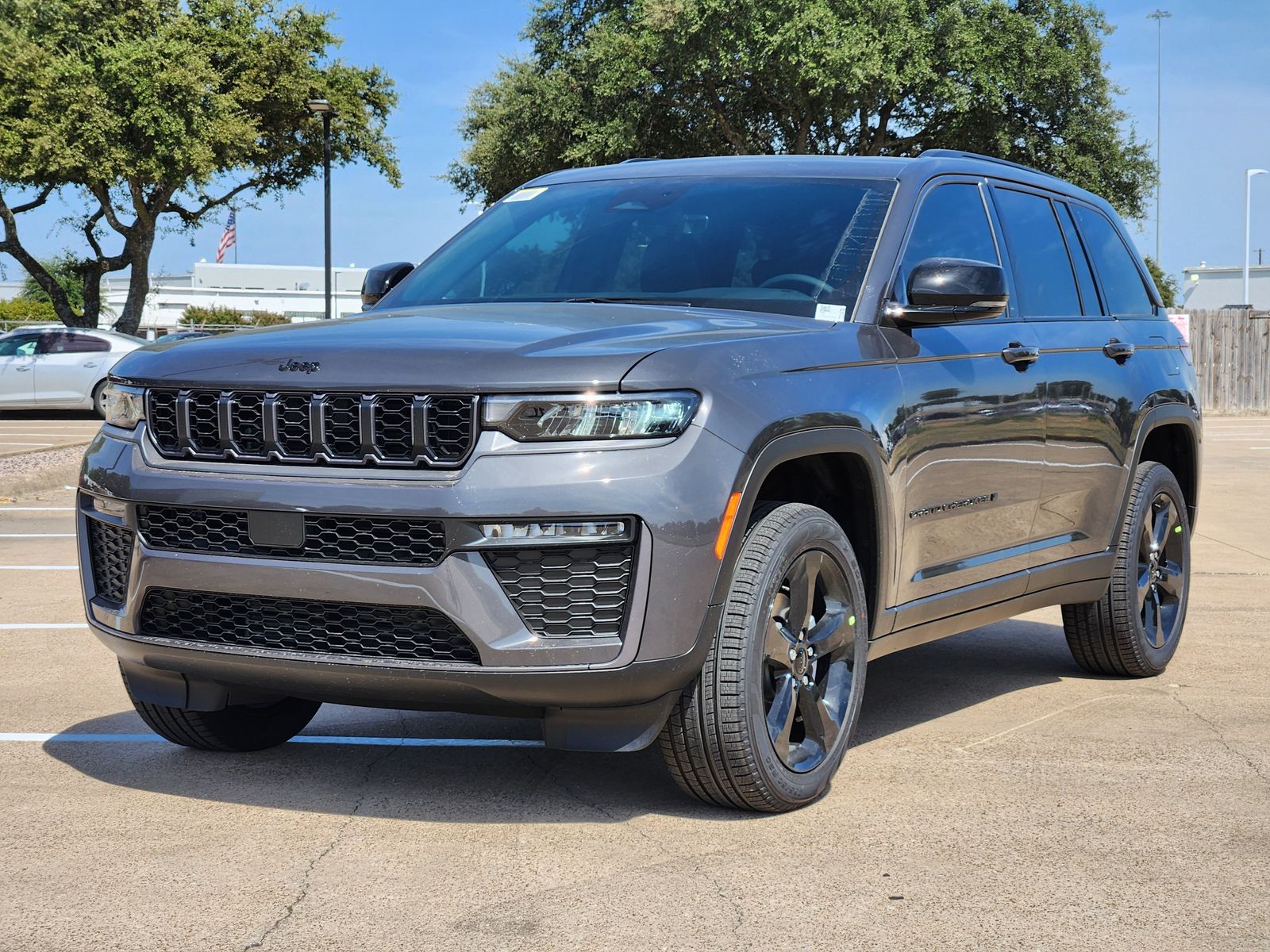 New 2026 Baltic Gray Jeep LIMITED 4X4 image 2