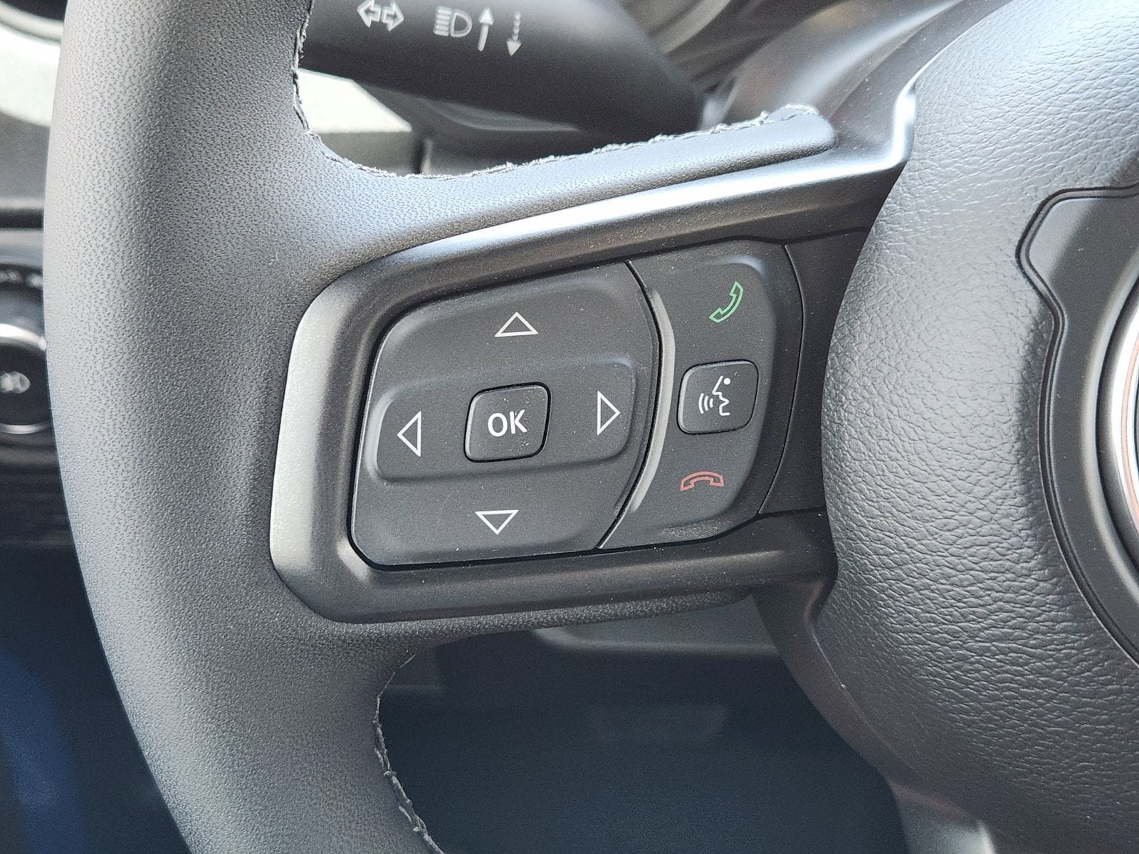 New 2026 Hydro Blue Pearlcoat Jeep 4-DOOR SPORT S image 36