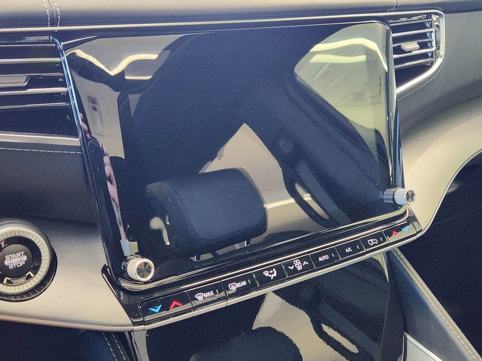 New 2026 Bright White Jeep LIMITED RESERVE 4X4 image 22