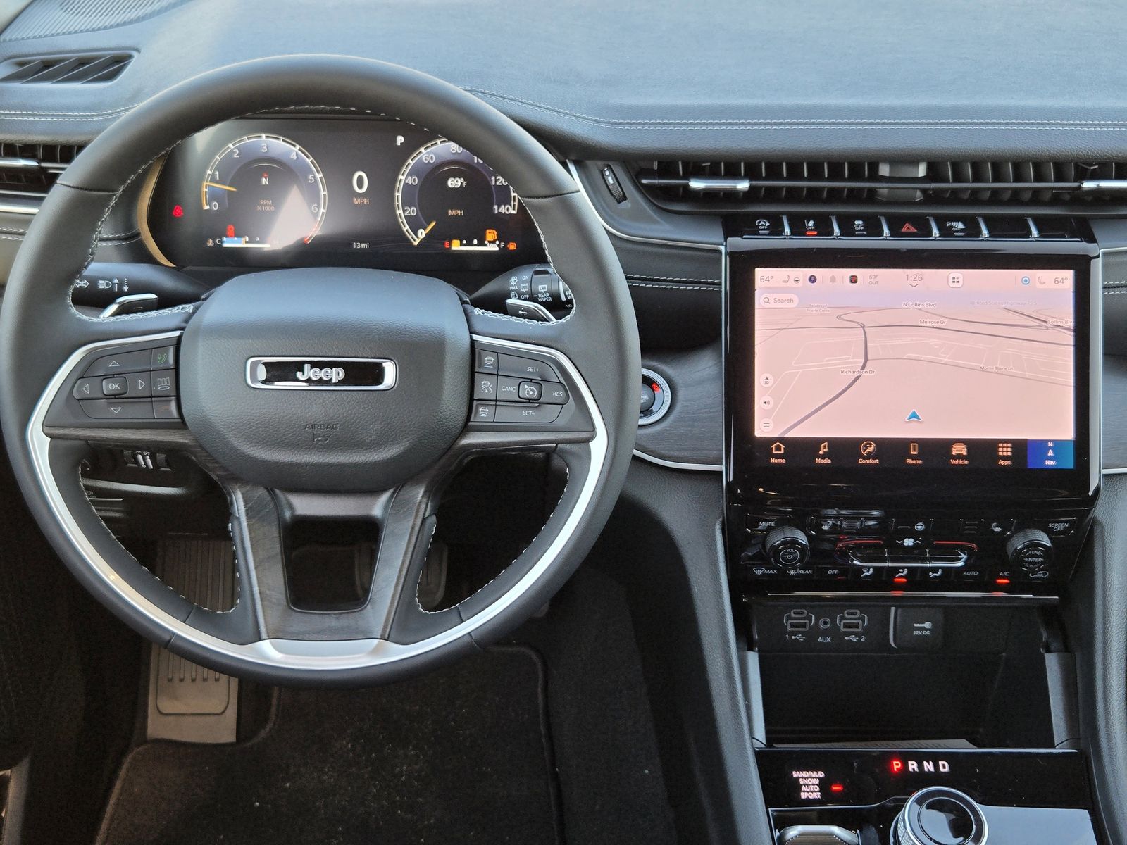 New 2025 Diamond Black Crystal Pearlcoat Jeep L LIMITED 4X4 image 26