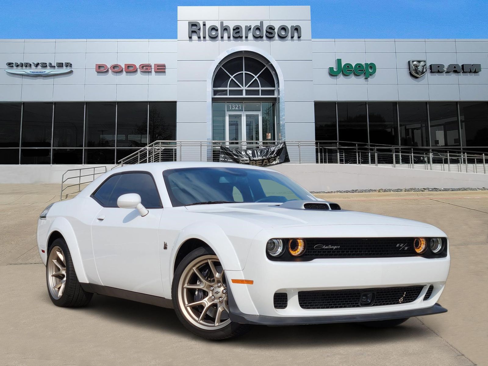 2023 Dodge Challenger R/T Scat Pack Widebody's photo
