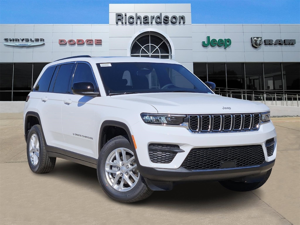 New 2025 Jeep Grand Cherokee LAREDO X 4X2 Sport Utility