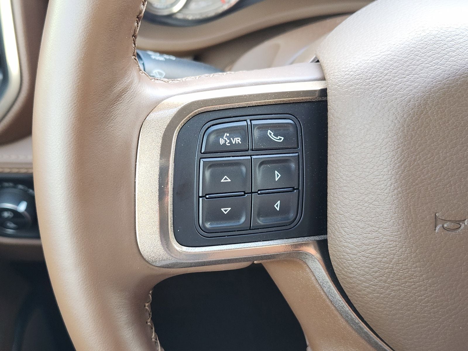 Used 2022 Diamond Black Crystal Pearlcoat Ram Longhorn image 40