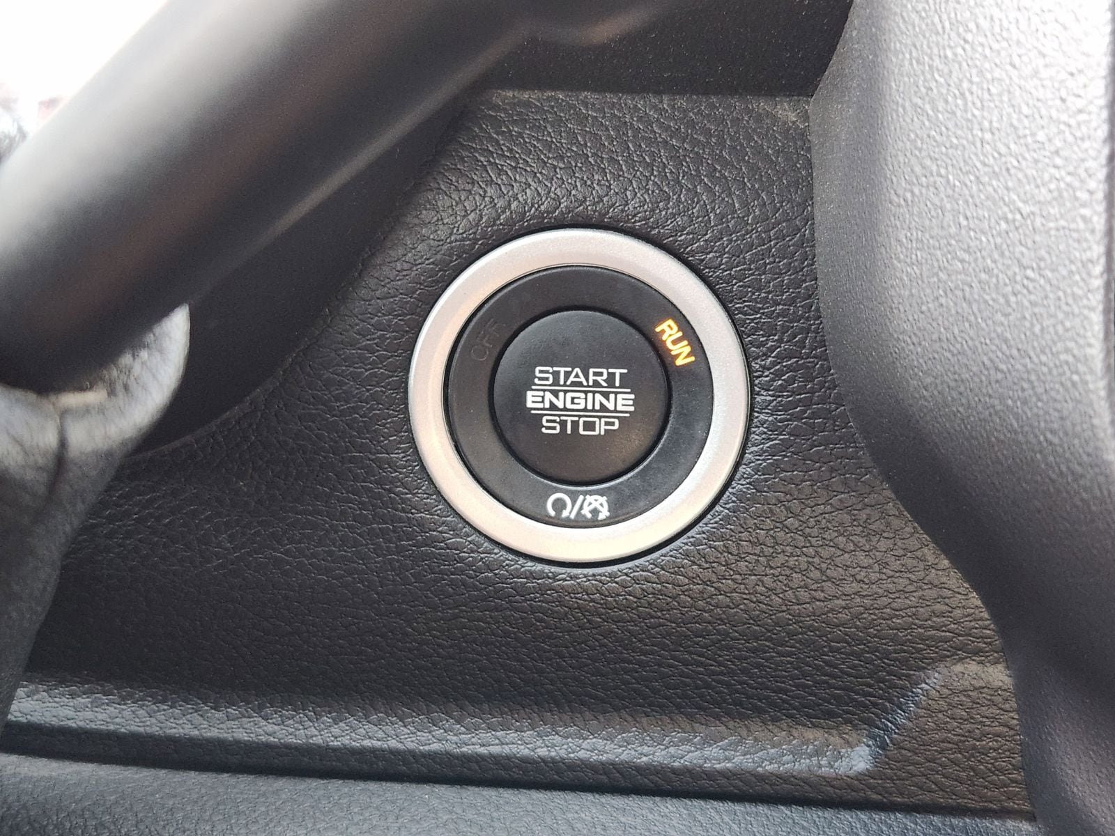 Used 2025 Bright White Ram Big Horn image 30