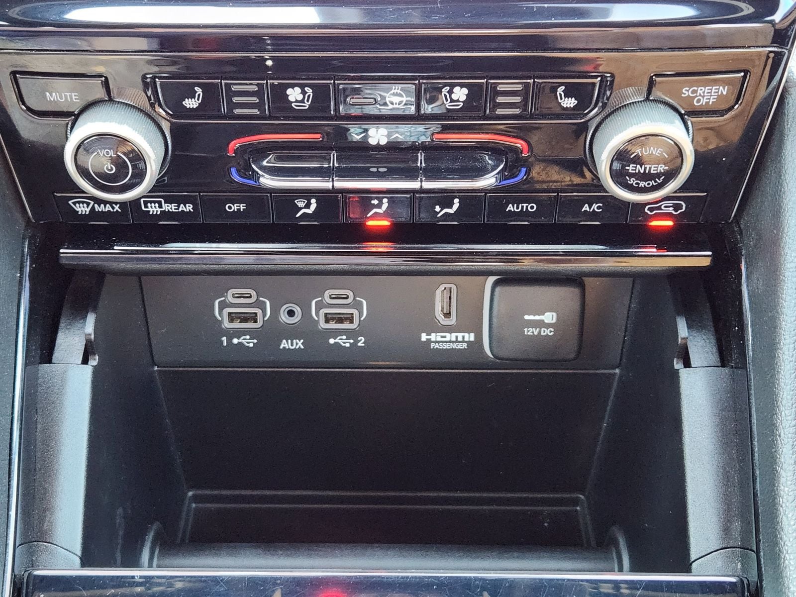 Certified Used 2023 Rocky Mountain Pearlcoat Jeep Summit image 28