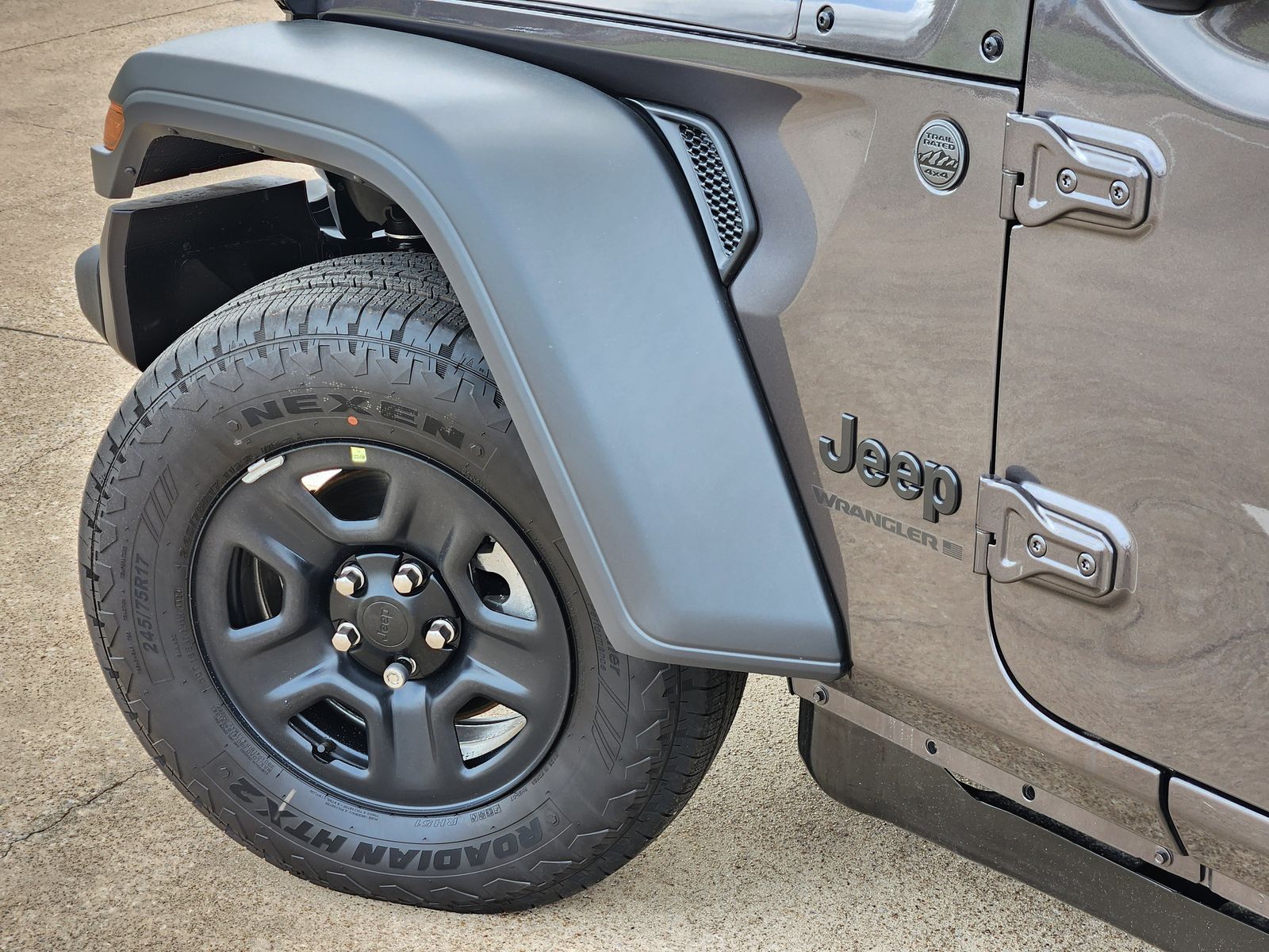 New 2026 Granite Crystal Jeep 4-DOOR SPORT image 17