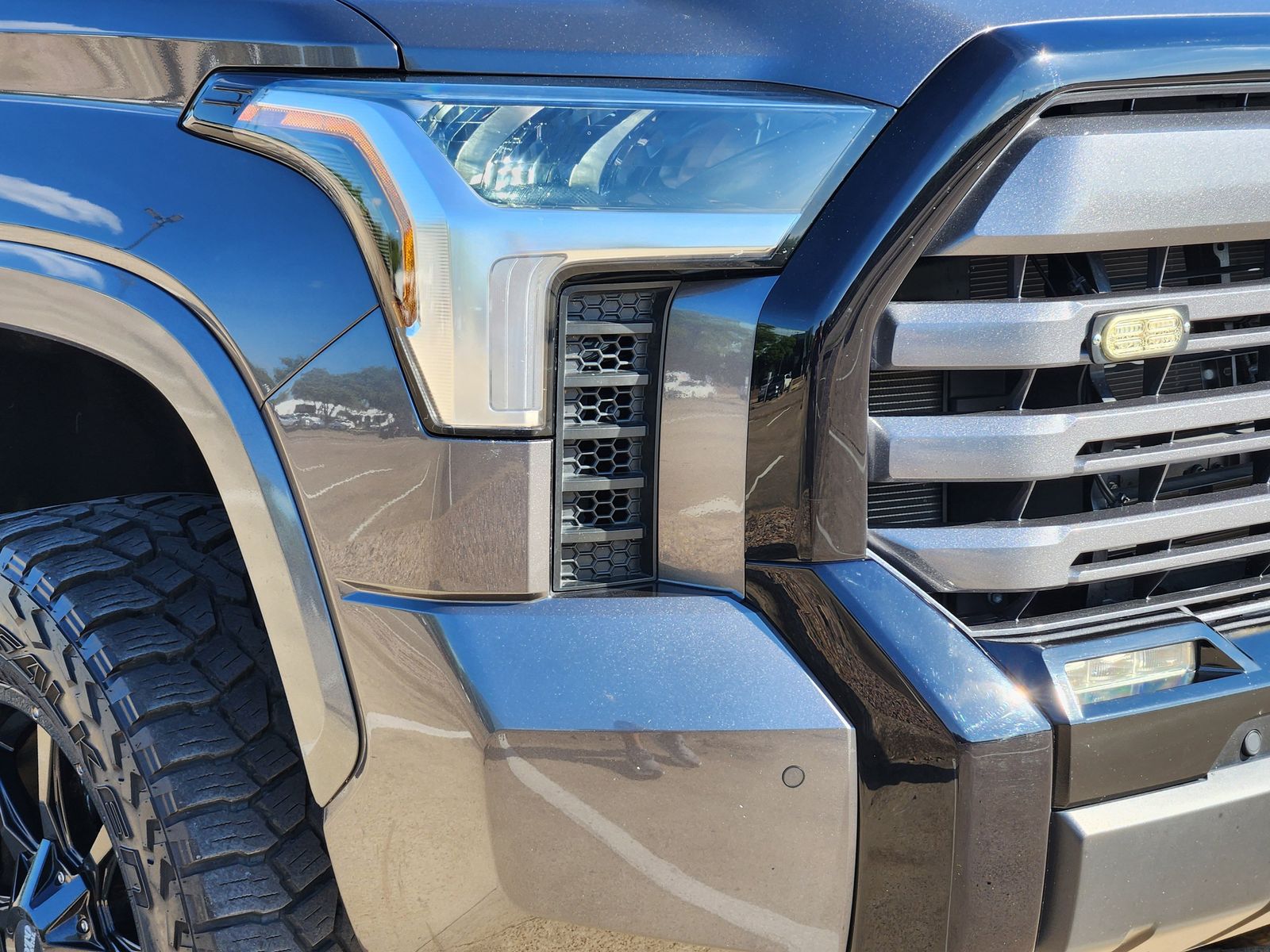 Used 2024 Lunar Rock Toyota Limited image 9