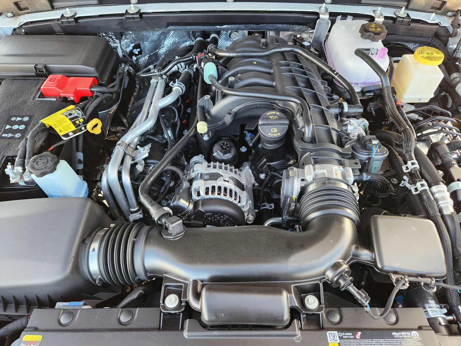 New 2026 Bright White Jeep MOJAVE 4X4 image 32