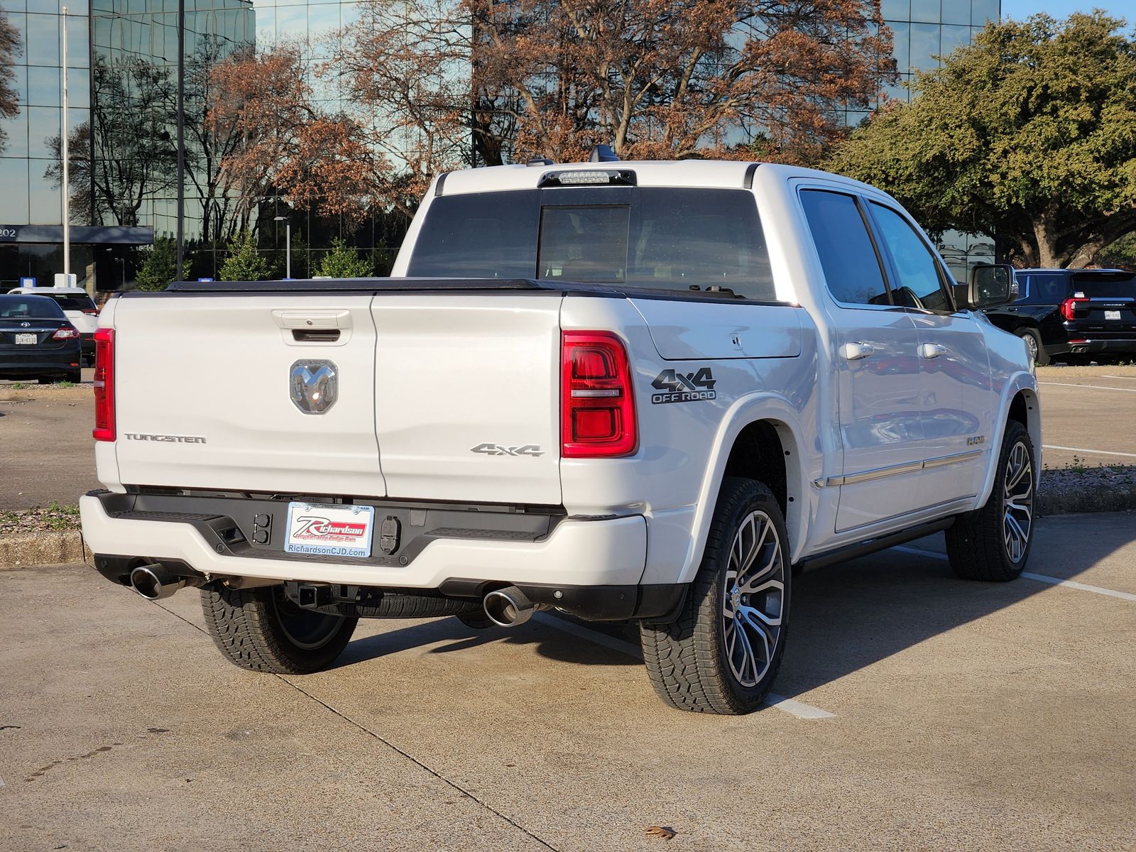 New 2026 Ivory White Tri-Coat Pearlcoat Ram TUNGSTEN CREW CAB 4X4 image 6
