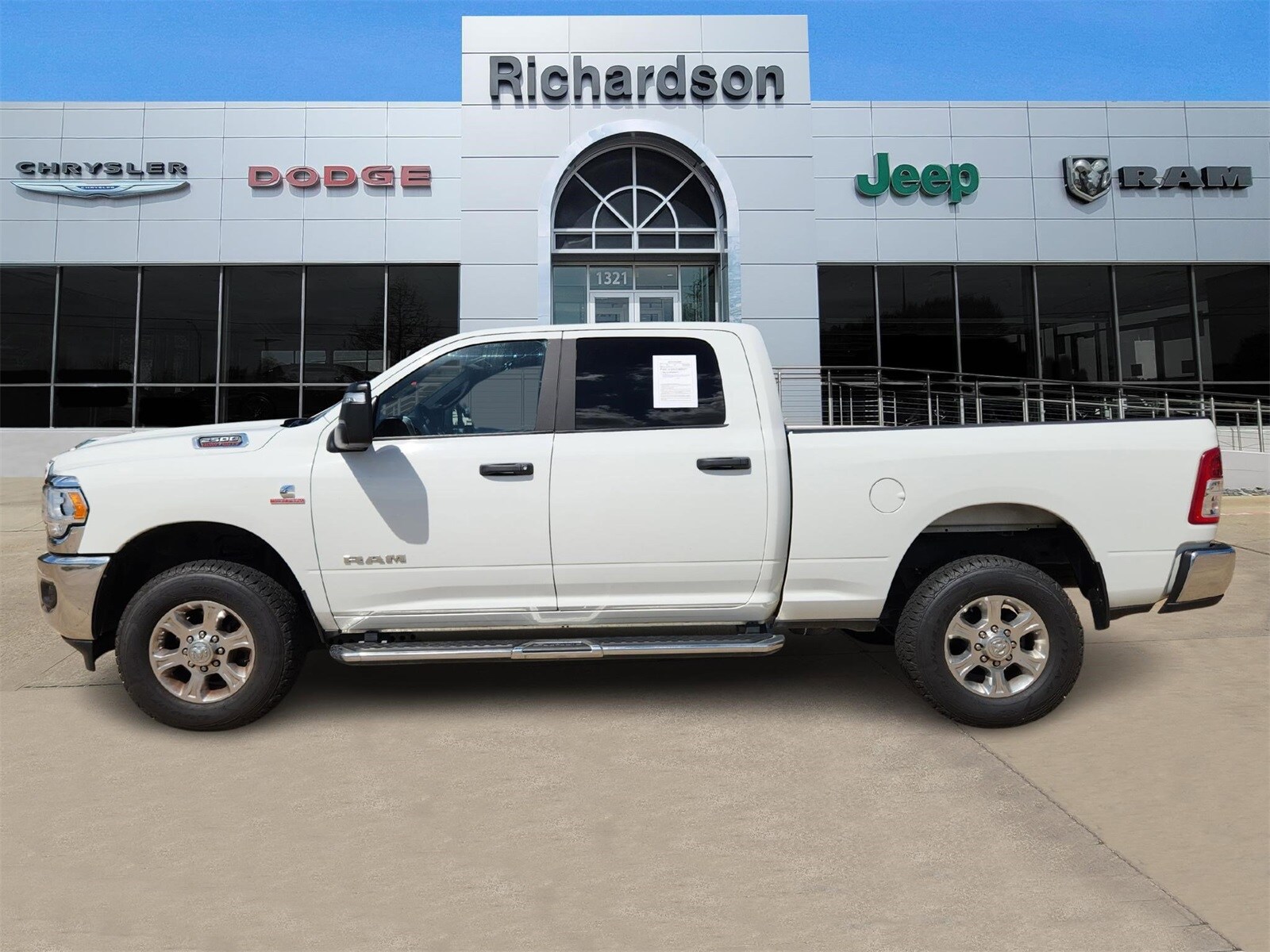 2024 Ram 2500 Big Horn photo 2