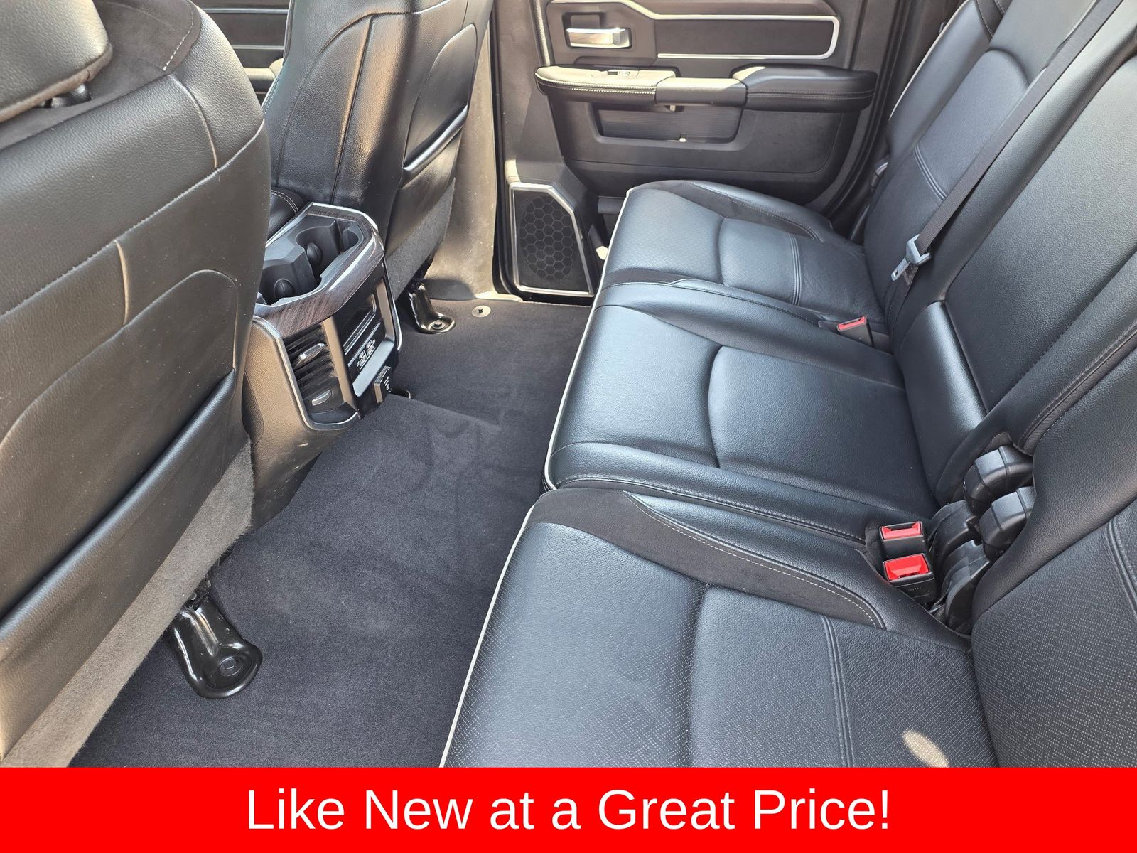 Used 2026 Ceramic Gray Clearcoat Ram Laramie image 41