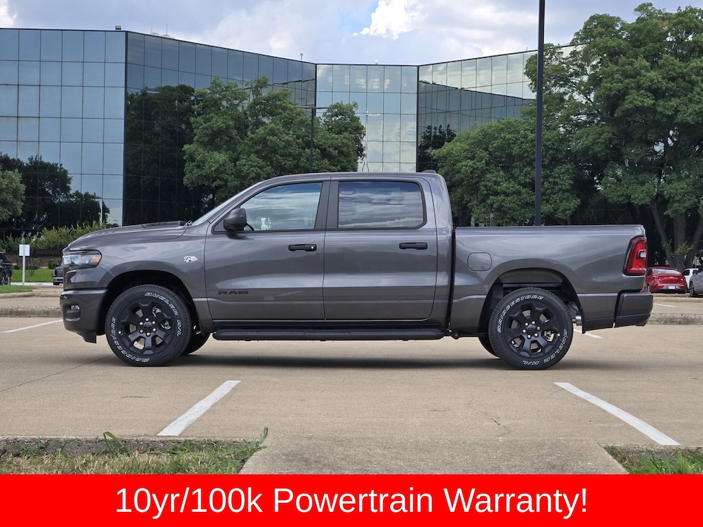 New 2026 Ram 1500 EXPRESS CREW CAB 4X4 5'7 BOX Pickup