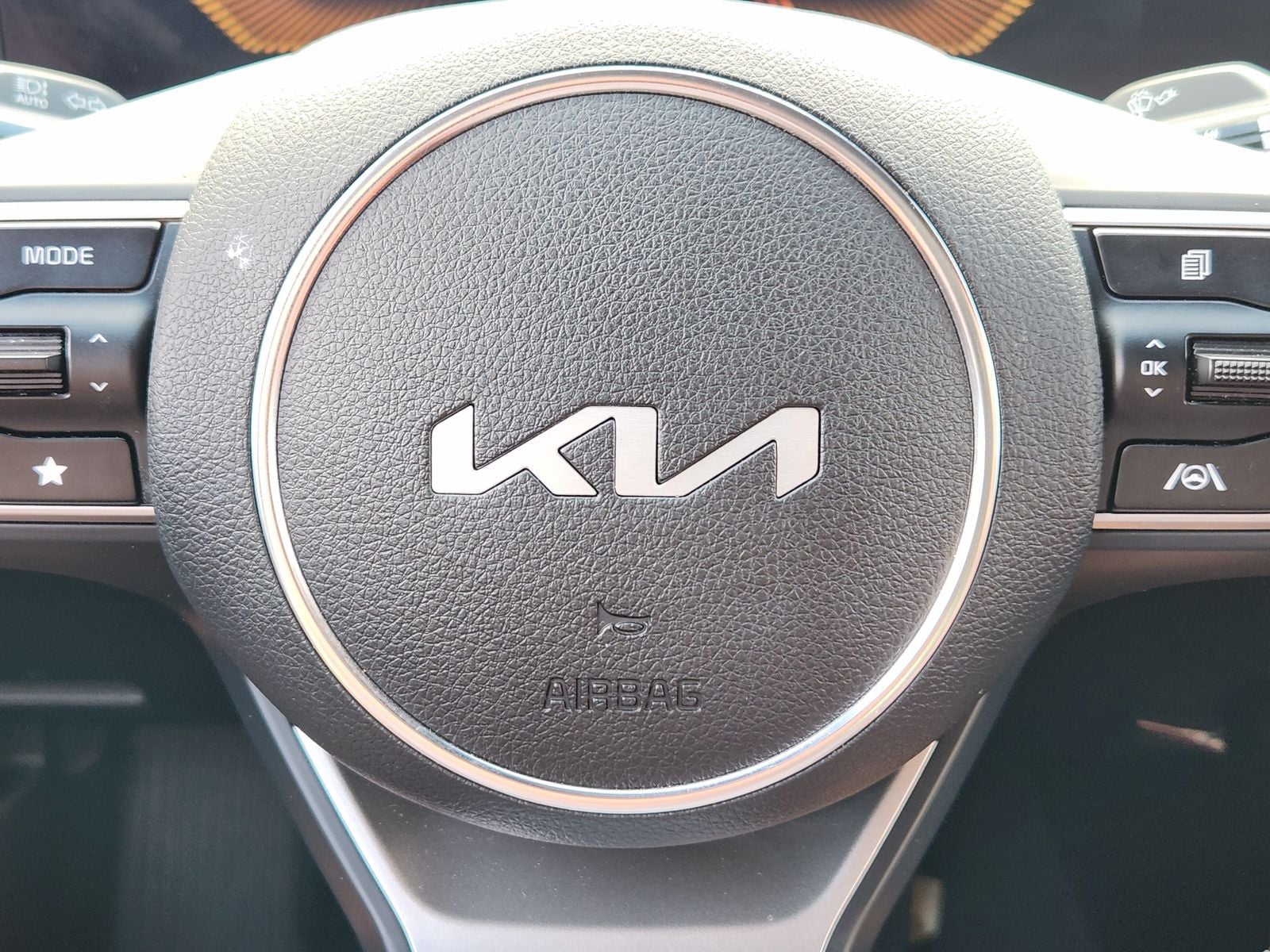 Used 2026 Aurora Black Pearl Kia GT-Line image 39