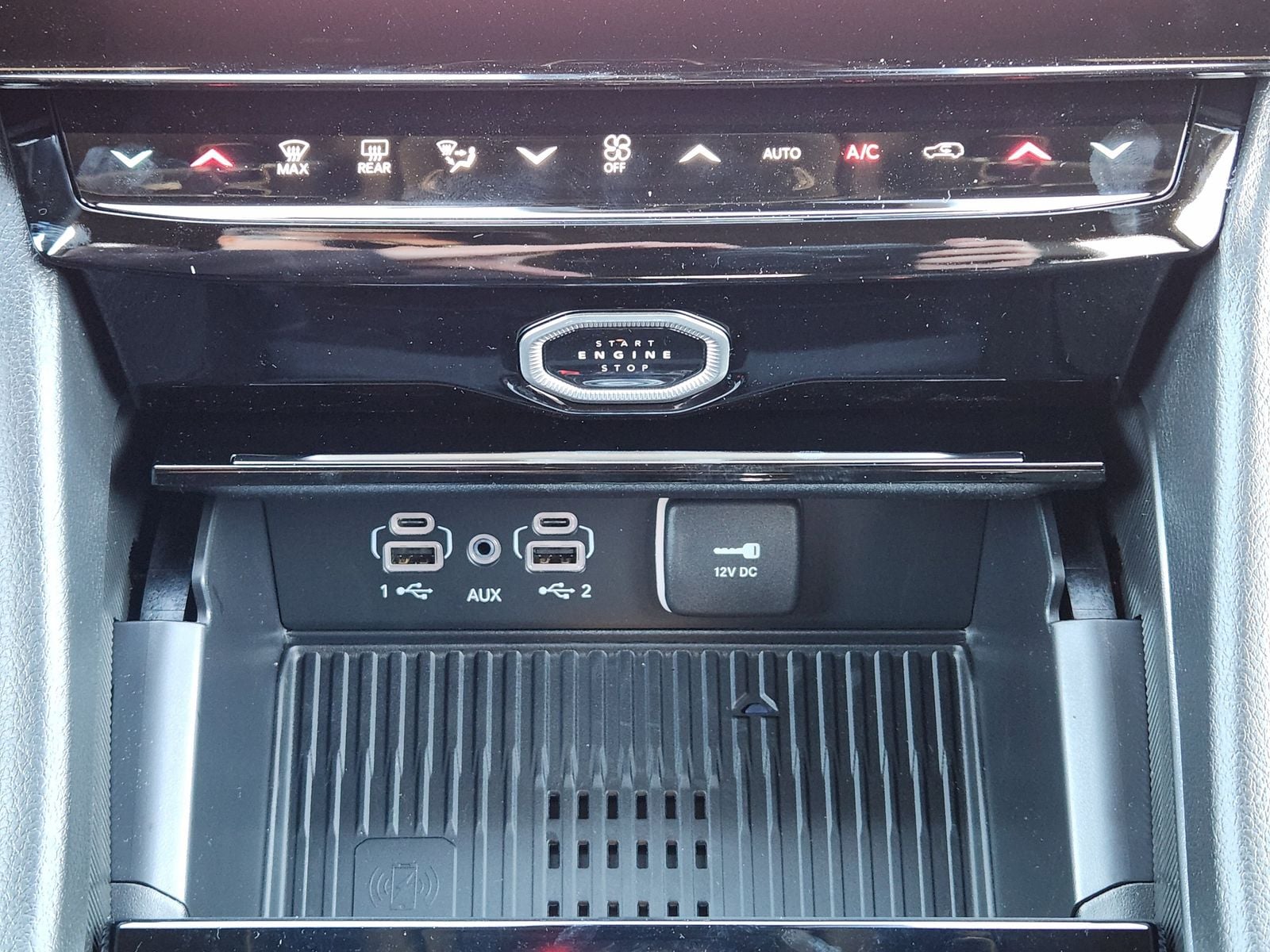 New 2026 Bright White Jeep LAREDO ALTITUDE 4X4 image 20